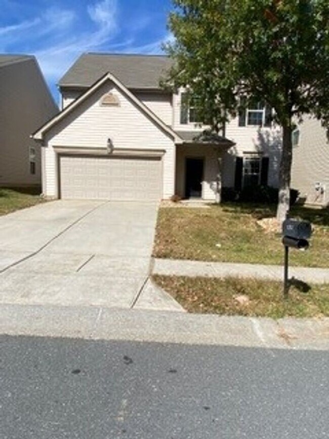 A Steal in Steele Creek 12512 Hunting Birds Ln Charlotte NC 28278