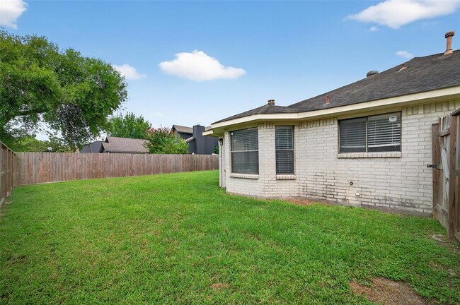 Building Photo - 1503 Quail Trace Dr