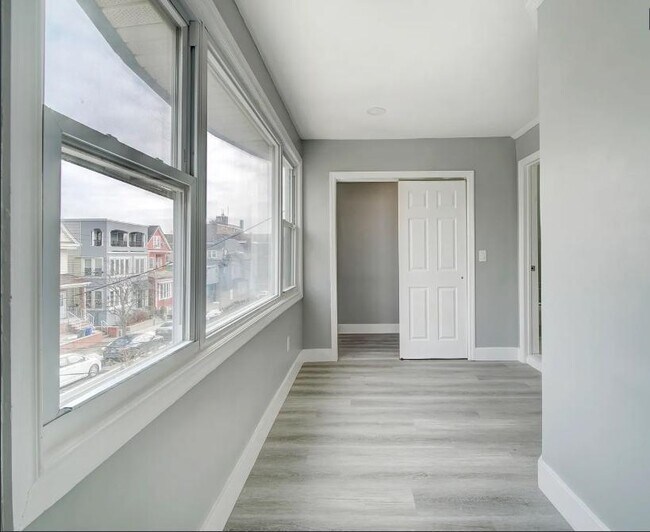 Building Photo - 20 W 49th St