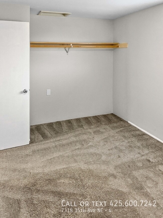 Building Photo - 7318 35th Ave NE