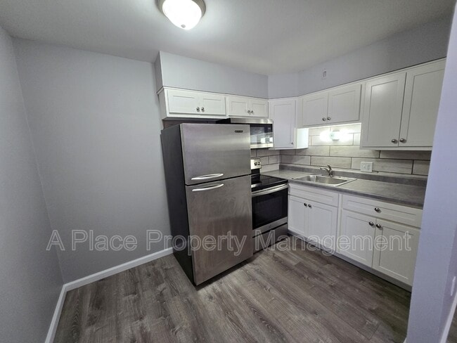 Building Photo - 2625 S Big Bend Blvd