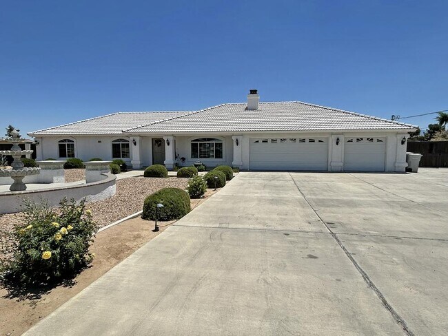 Primary Photo - 9363 8th Ave