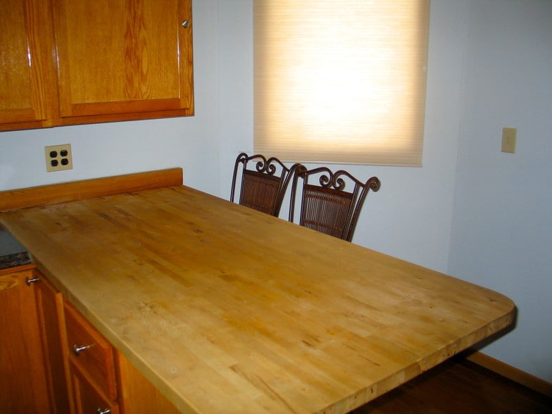 Eat in kitchen - 34783 N Gerberding Ave