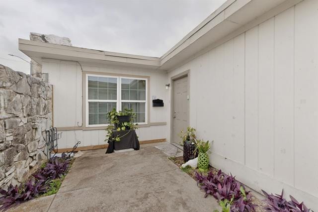 Building Photo - 6808 Trail Lake Dr