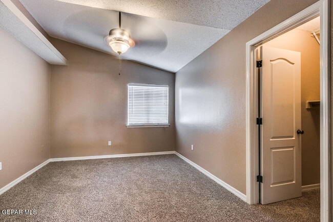 Building Photo - 1516 Century Plant Dr