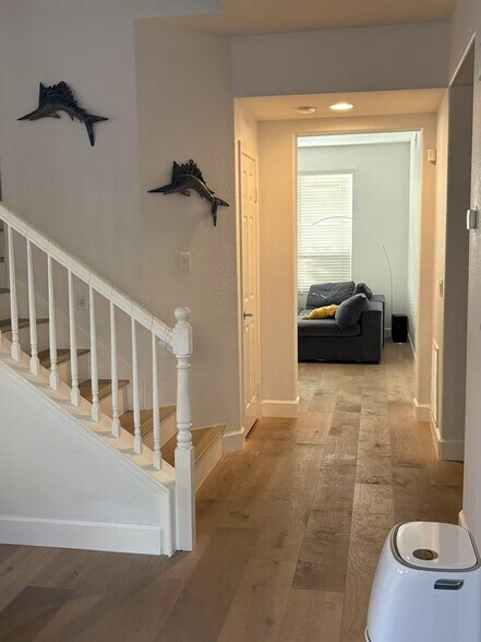 Primary Photo - 7435 Arucauna Ct