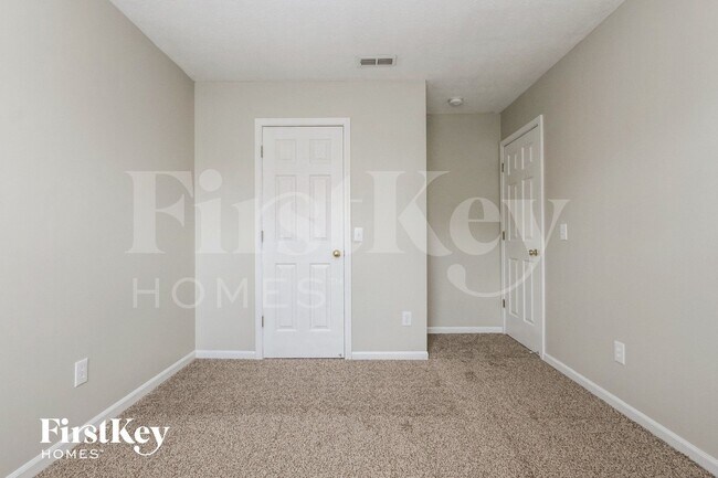 Building Photo - 12819 Sinclair Pl