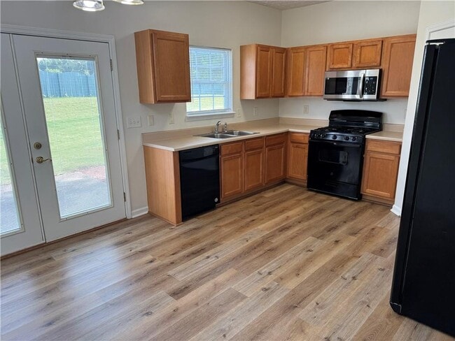 Building Photo - 3609 Beacon Ridge