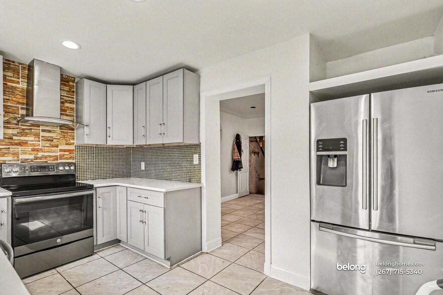 Building Photo - 174 E Huntingdon St