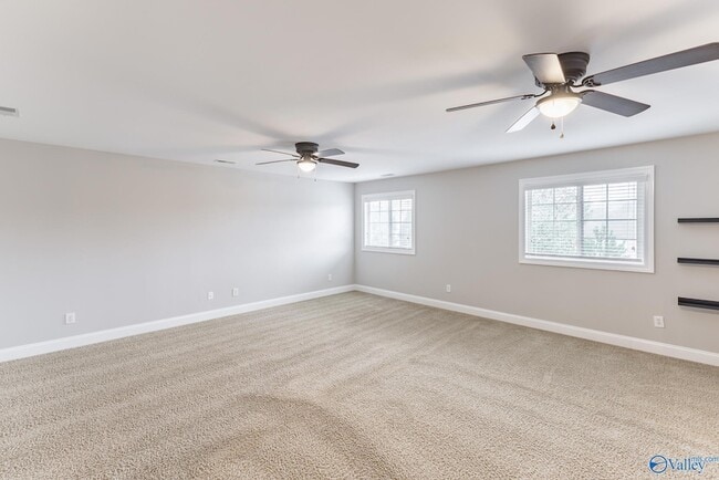 Building Photo - 126 Autumn Wind Dr