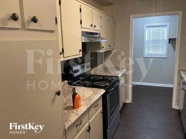 Building Photo - 581 Carlouetta Rd