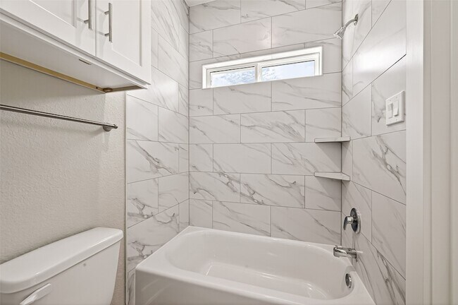 Building Photo - 3514 Runnels St