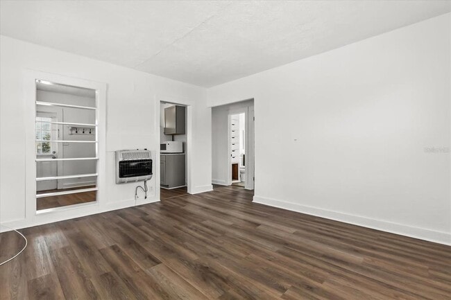 Building Photo - 604 Braddock Ave