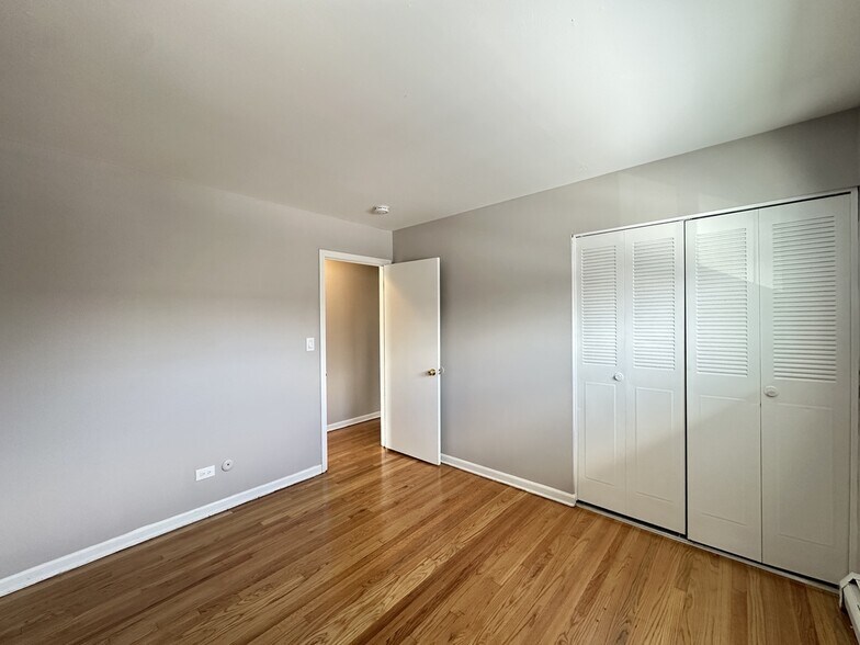 Building Photo - 430 Stevens Dr