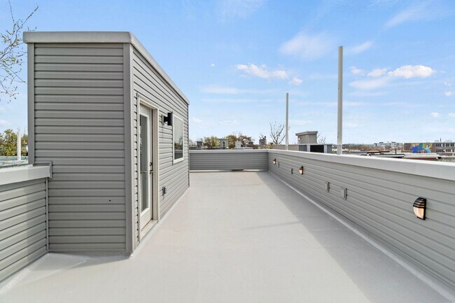 Building Photo - 2114 N 8th St