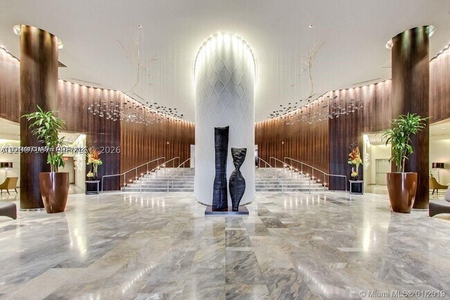Building Photo - 17201 Collins Ave