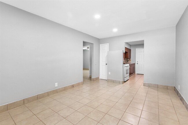 Building Photo - 4401 Denmark St