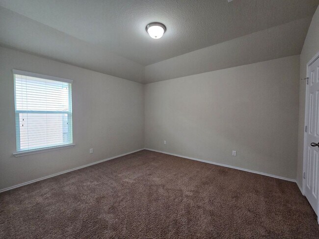 Building Photo - 9507 Adeel Dr