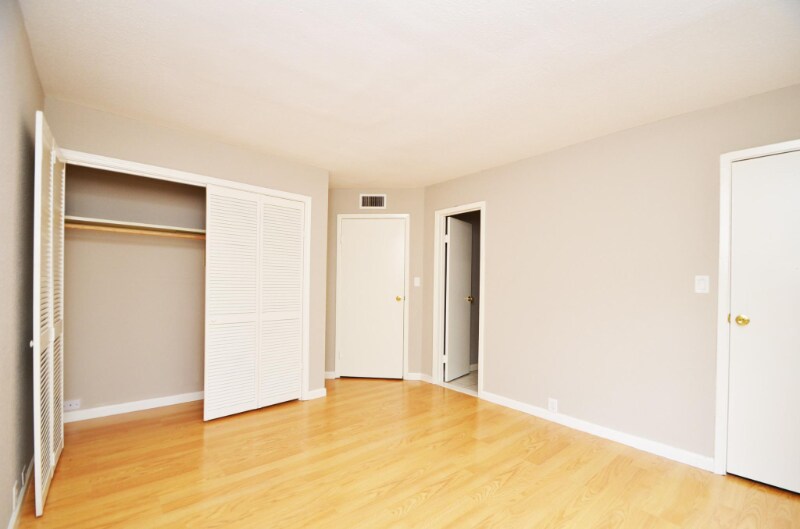 Building Photo - 17230 Imperial Valley Dr
