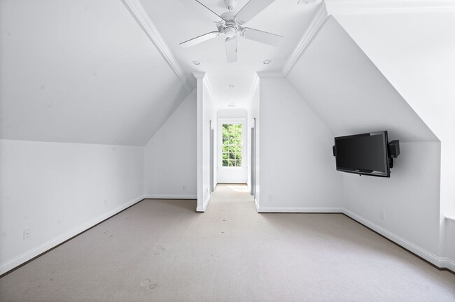 Building Photo - A timeless Cape Cod-style estate!