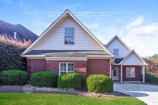 Building Photo - 9207 Golfview Cir