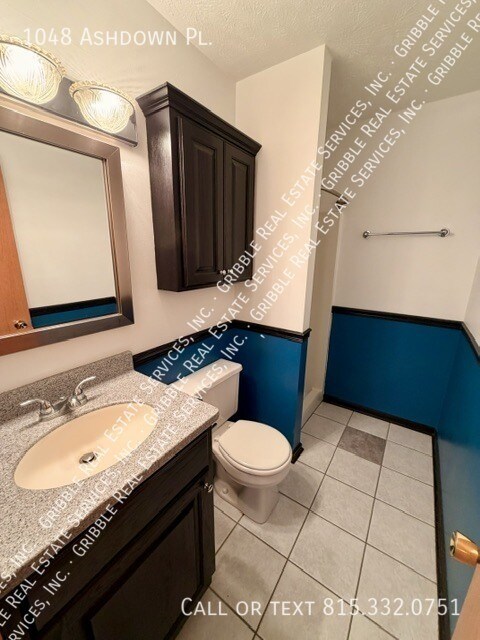 Building Photo - 1048 Ashdown Pl