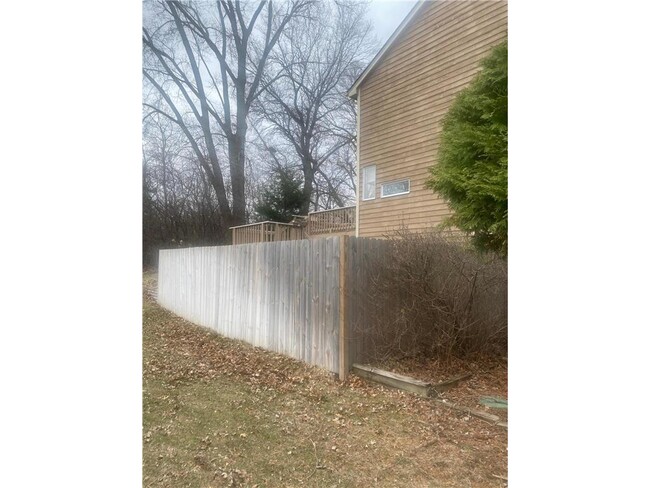Building Photo - 668 Brentwood Ln
