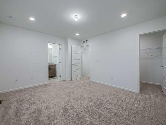 Building Photo - AVAILABLE NOW! Brand New Construction in P...