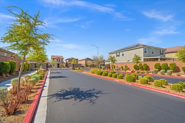 Building Photo - Fabulous Home!