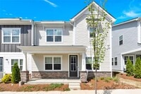 Building Photo - 5850 Strathmore Ct