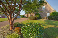 Building Photo - 2160 Ansley Park Ln