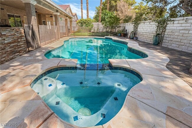 Building Photo - 3032 Pier Harbor Dr