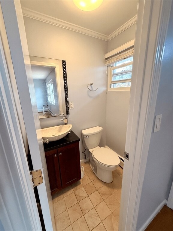 Building Photo - 28 College Farm Rd