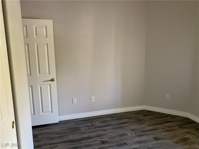 Building Photo - 1510 Ruby Cliffs Ln