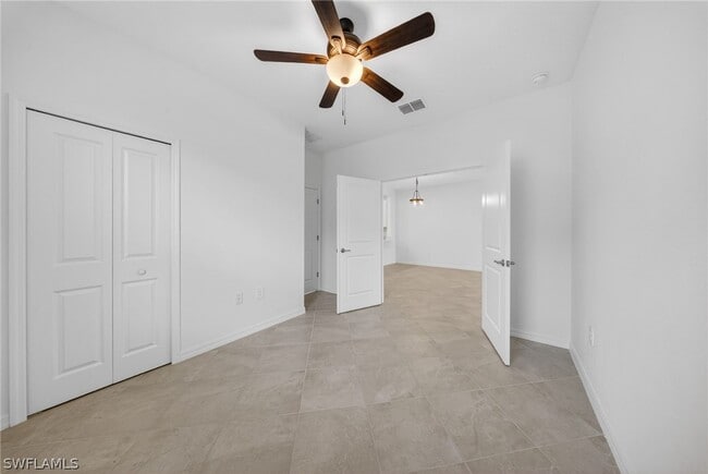 Building Photo - 2220 Dragonfruit Wy