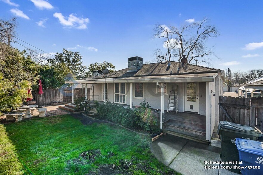 Building Photo - 6025 3rd Ave