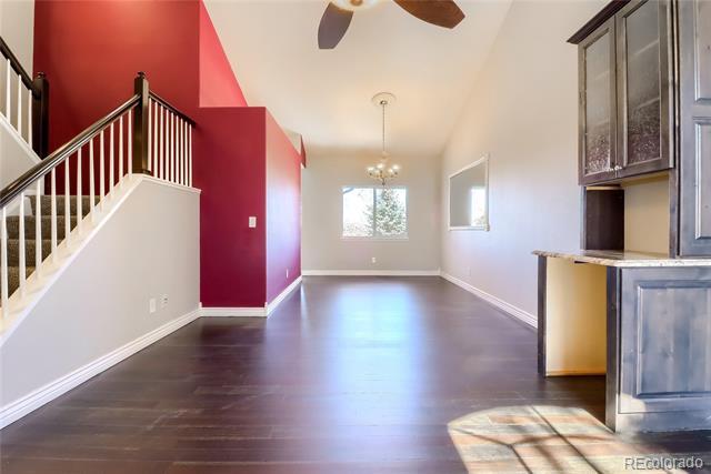 Building Photo - 16229 Hedgeway Dr
