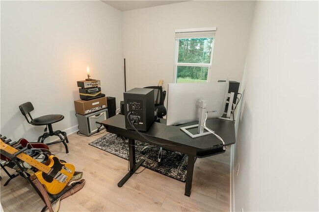 Building Photo - 1376 Maston Rd