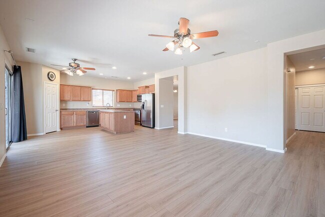 Building Photo - 26197 W Potter Dr