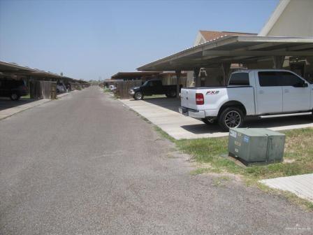 Building Photo - 1813 Bahamas Dr