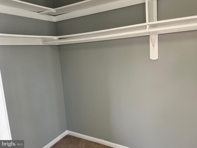 Building Photo - 7368 Lee Hwy