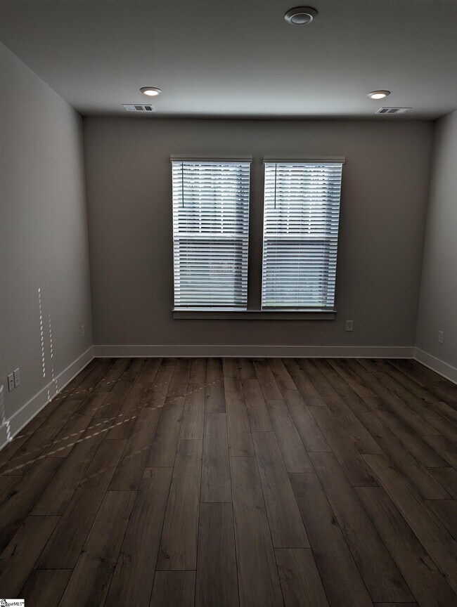 Building Photo - 303 Grange Vly Ln