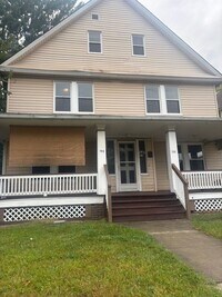 Building Photo - 738-740 E. 91st