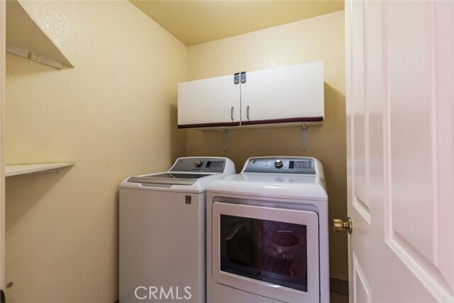 Building Photo - 514 N Isabel St