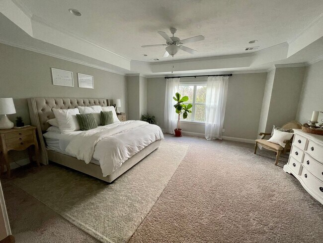 Building Photo - Beautiful Home located in Evans