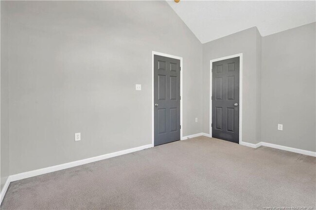 Building Photo - 278 Oakmont Dr