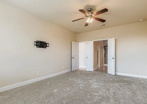 Building Photo - 220 Heavenly Vw