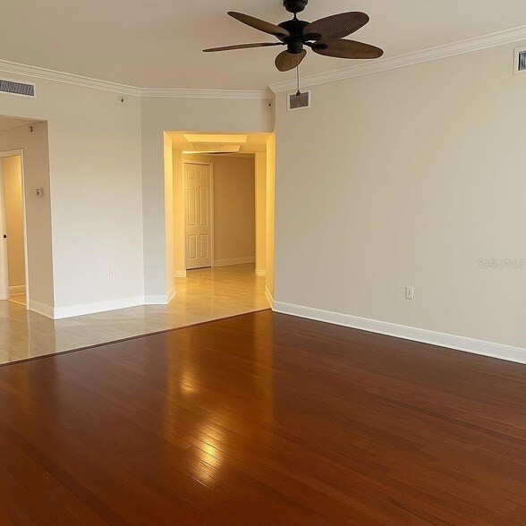 Building Photo - 5264 Bouchard Cir