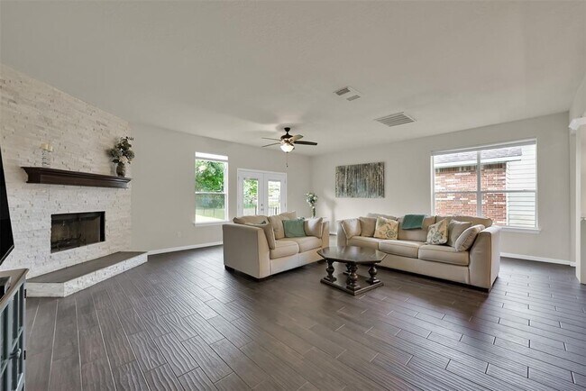 Building Photo - 155 Snug Harbor Dr