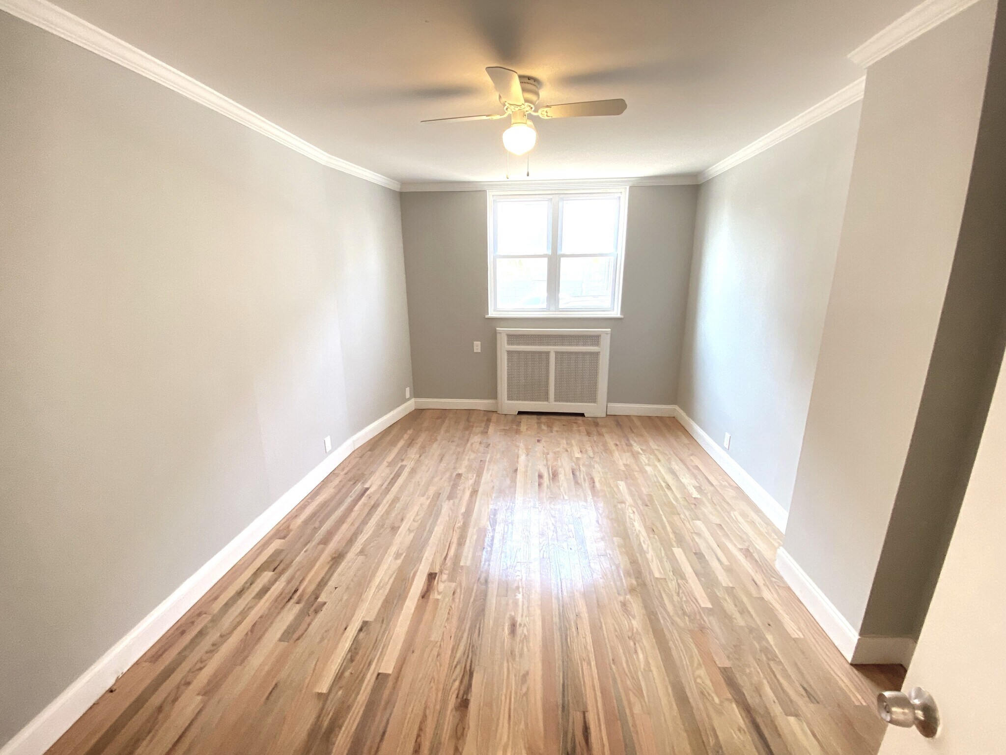 Building Photo - 1229 W Porter St